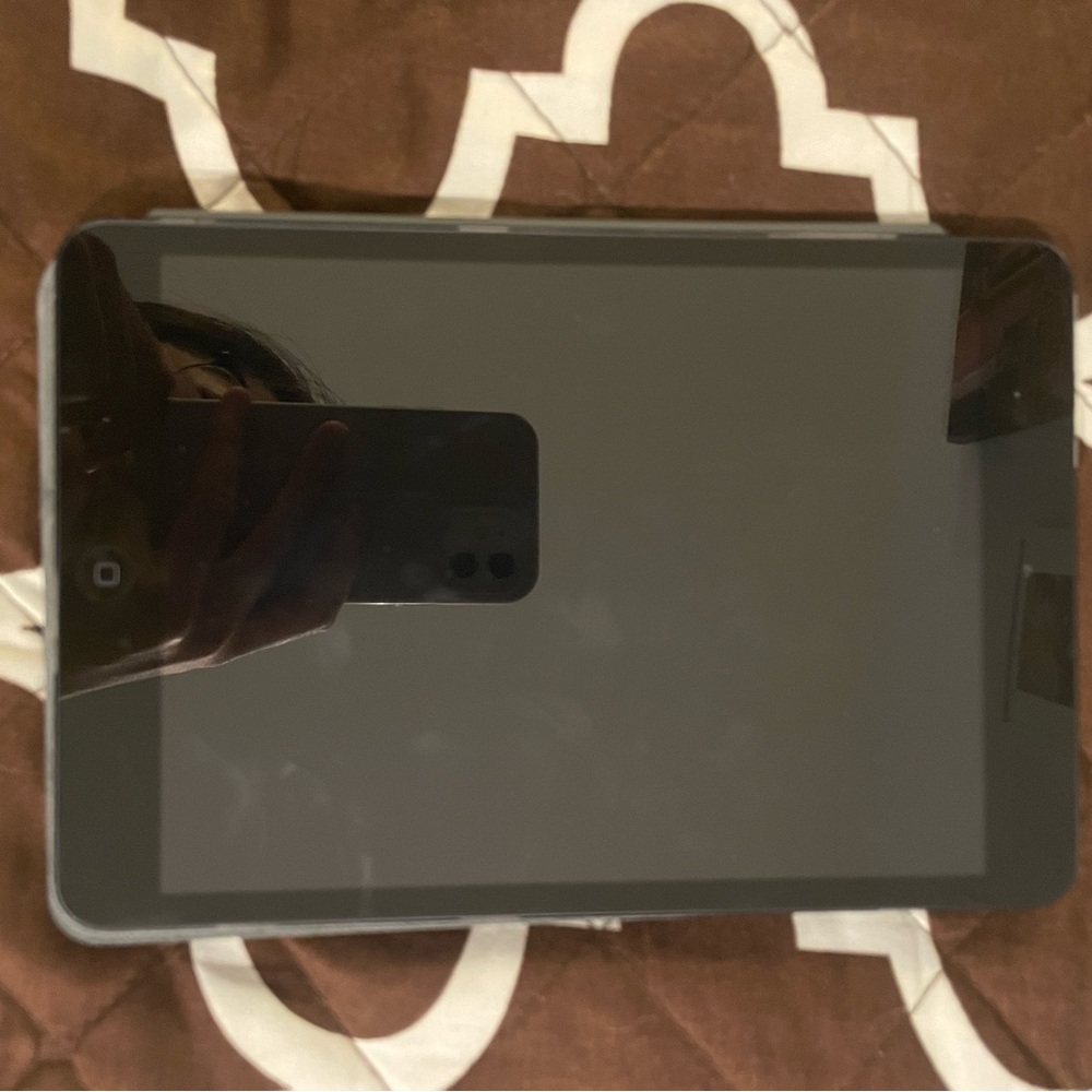 Apple 1st gen iPad